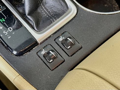 Used 2014 Toyota Highlander XLE AWD/4WD image 20