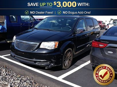 Used 2015 Chrysler Town & Country Touring-L w/ Driver Convenience Group