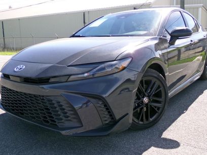 Used 2025 Toyota Camry SE