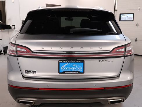Used 2020 Lincoln Nautilus Reserve AWD/4WD image 6