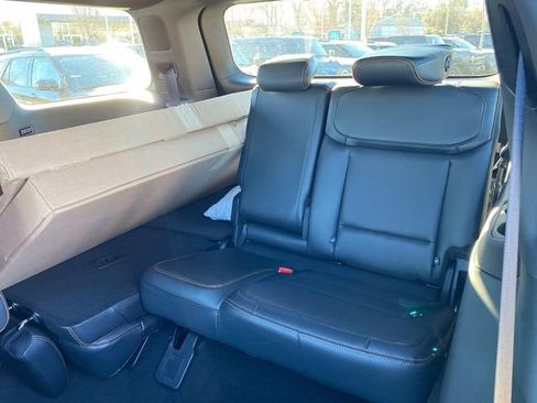 New 2026 Ford Expedition Tremor image 8