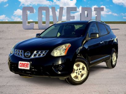 Used 2015 Nissan Rogue S w/ Convenience Package