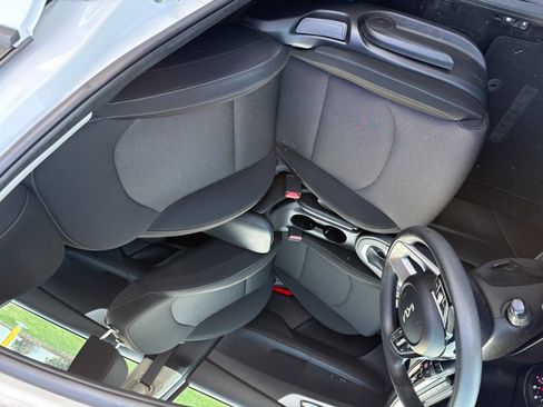 Used 2023 Kia Forte LXS FWD image 17
