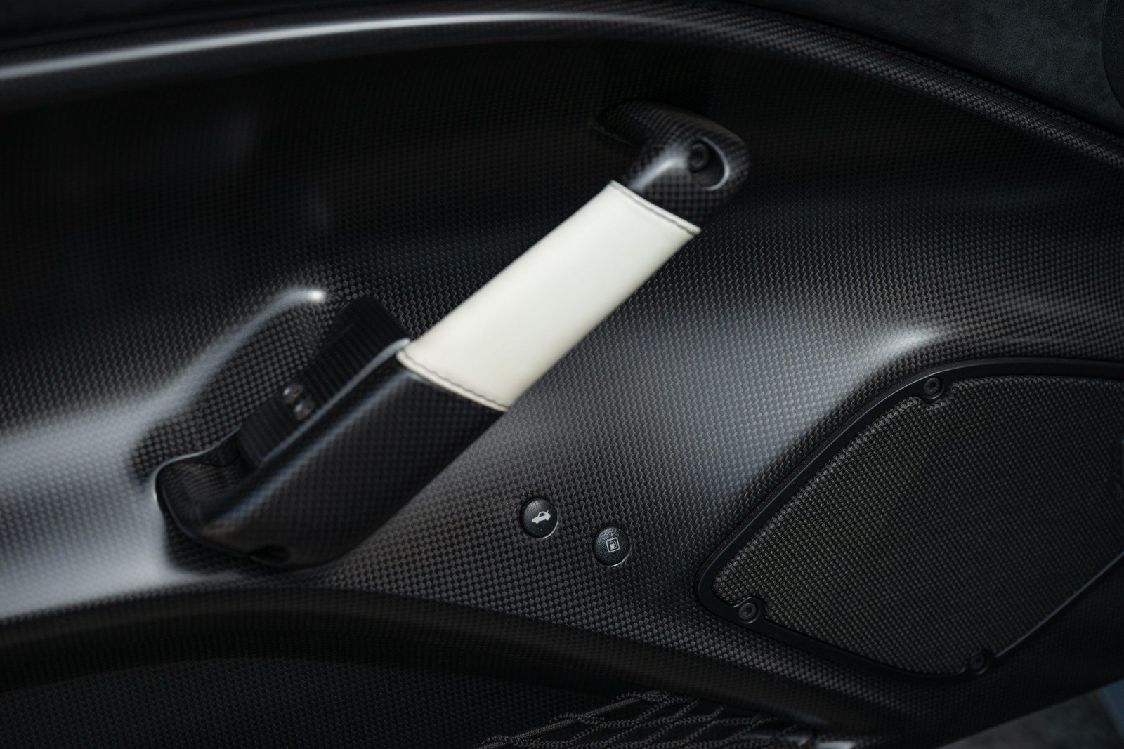 Used 2017 Ferrari F12tdf RWD image 30