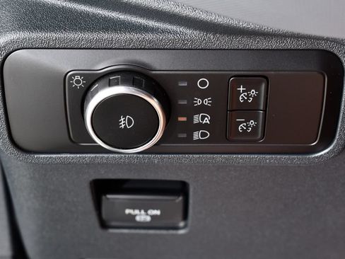 Used 2023 Ford Bronco Black Diamond AWD/4WD image 32