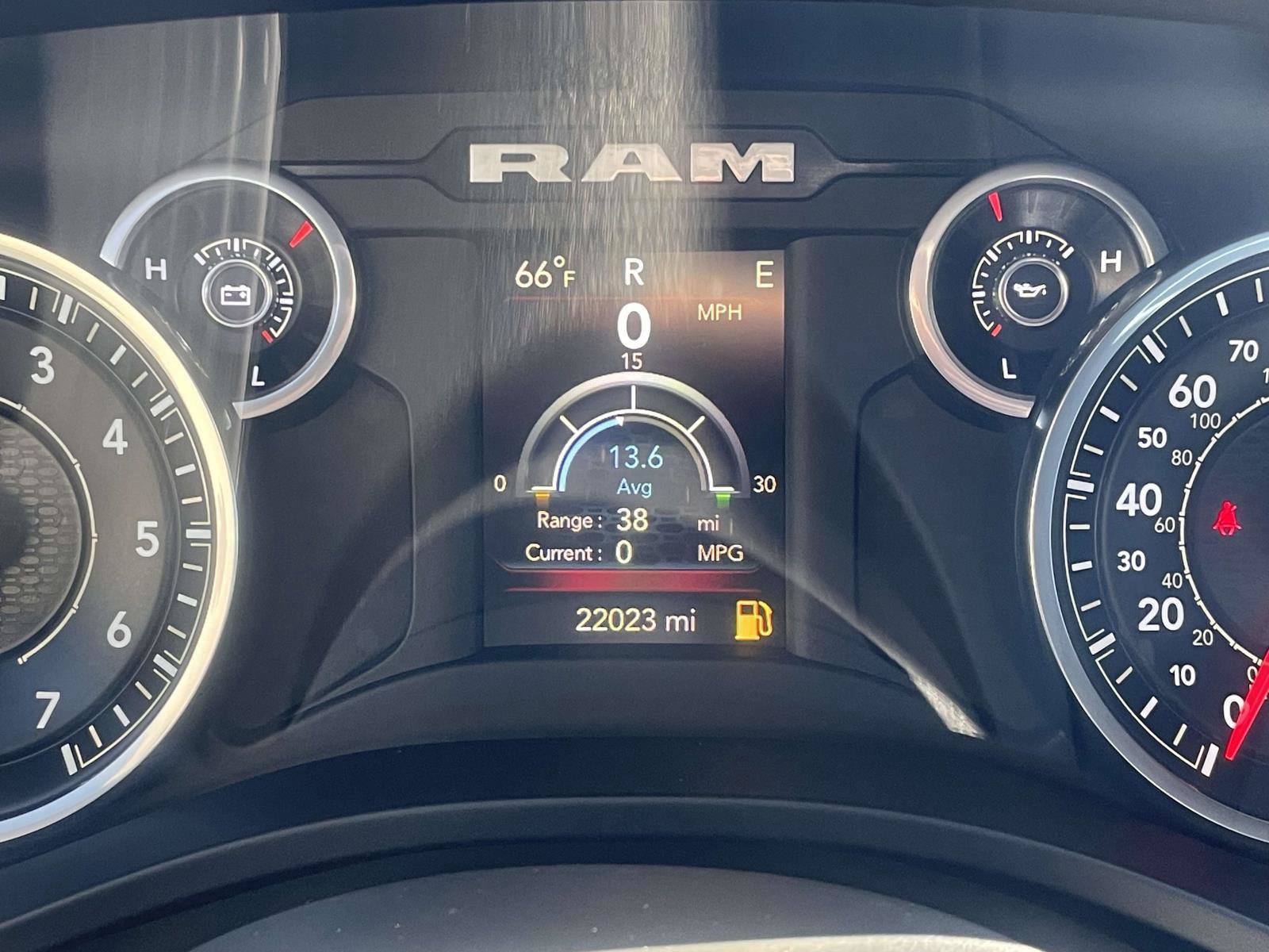 Used 2022 RAM 1500 Big Horn AWD/4WD image 14