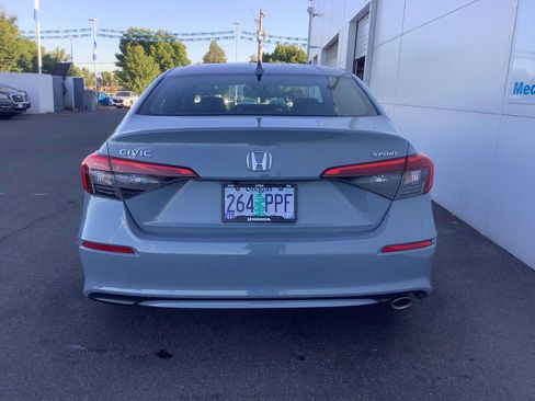 Used 2024 Honda Civic Sport image 5