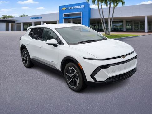 New 2026 Chevrolet Equinox EV LT w/ Comfort Package AWD/4WD image 2