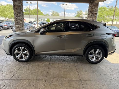 Used 2017 Lexus NX 200t AWD w/ Premium Package image 10