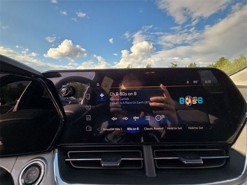 New 2025 Chevrolet Trax LT w/ Driver Confidence Package image 13