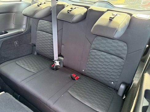 Certified 2023 Nissan Pathfinder S image 16