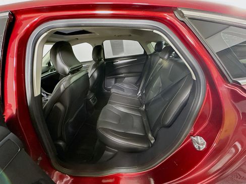 Used 2016 Ford Fusion Titanium FWD image 26