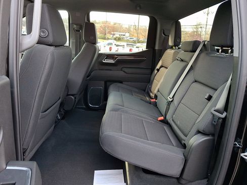 Used 2024 GMC Sierra 1500 Elevation image 10