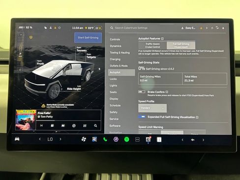 Used 2024 Tesla Cybertruck AWD Crew Cab image 26