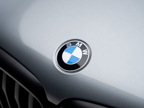 Used 2024 BMW X5 sDrive40i w/ Executive Package image 12