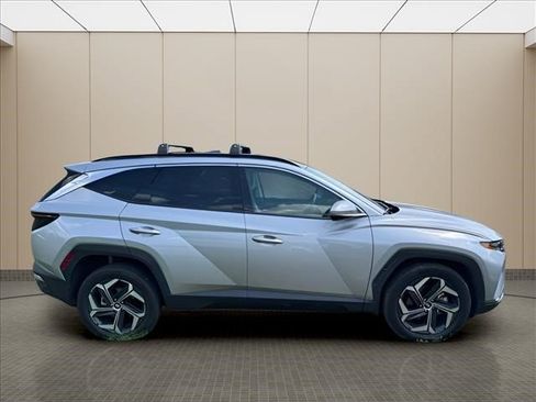 Certified 2024 Hyundai Tucson Limited AWD/4WD image 12