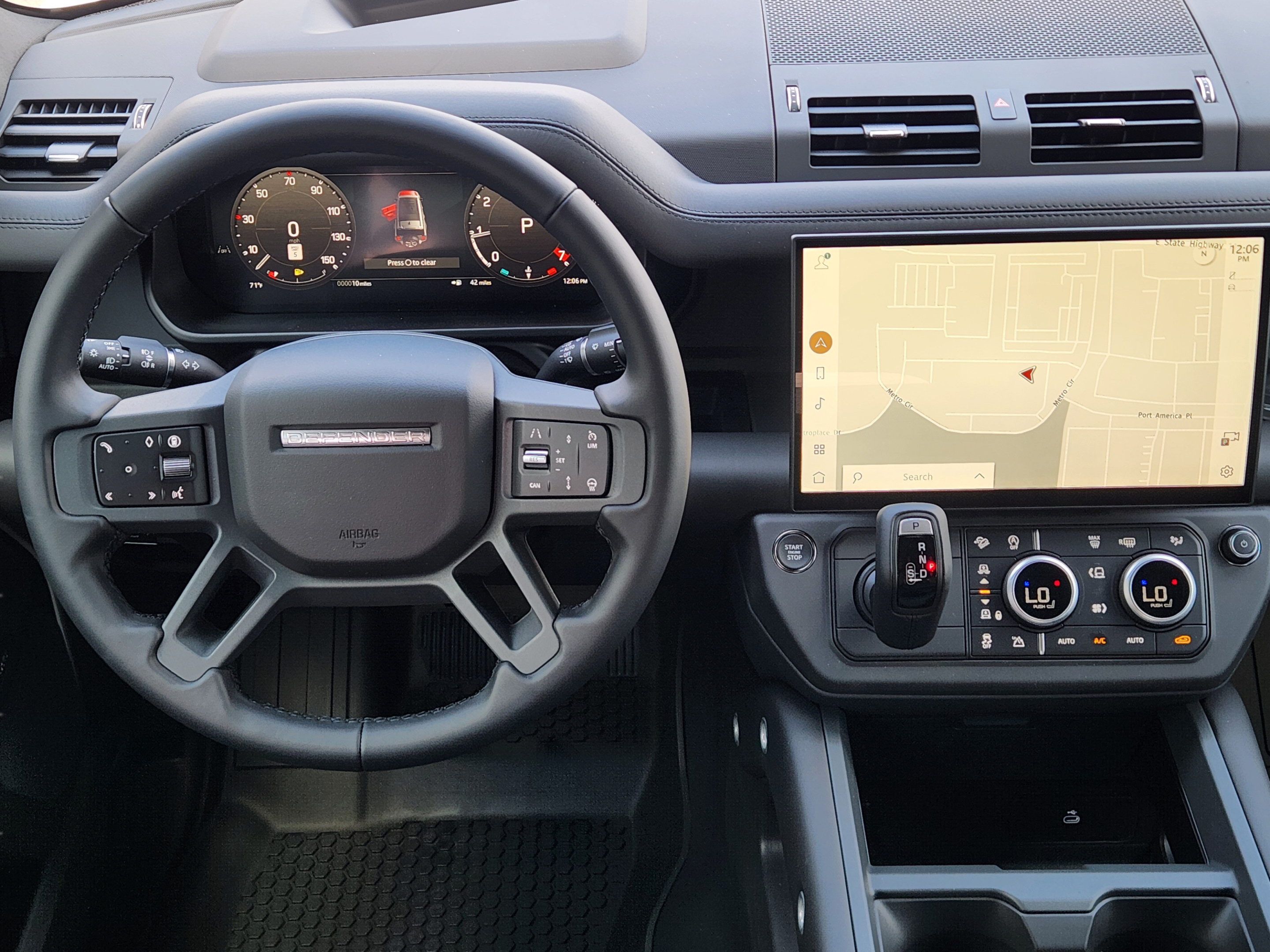 New 2026 Land Rover Defender 130 X-Dynamic SE AWD/4WD image 21