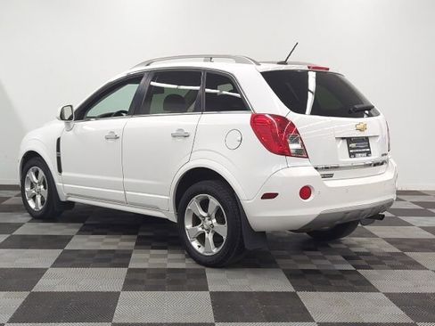 Used 2013 Chevrolet Captiva Sport LTZ FWD image 5