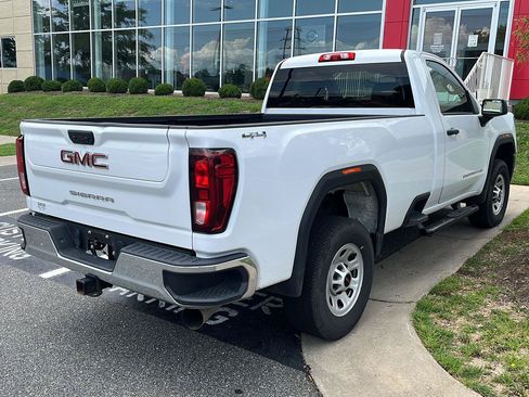 Used 2024 GMC Sierra 2500 Pro w/ Convenience Package AWD/4WD image 3