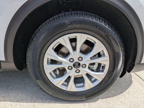 Certified 2024 Ford Escape Active FWD image 11