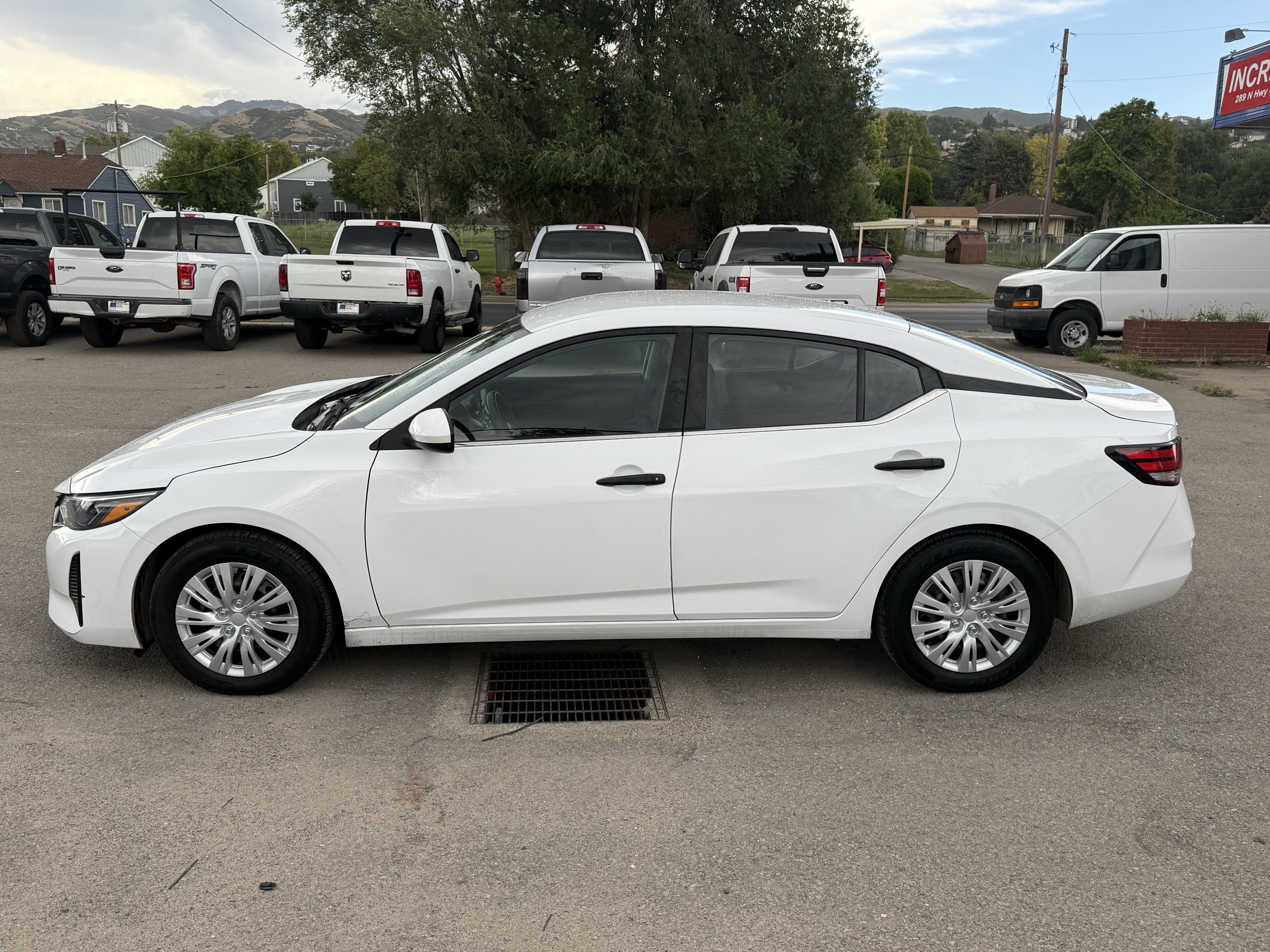 Used 2024 Nissan Sentra S FWD image 7