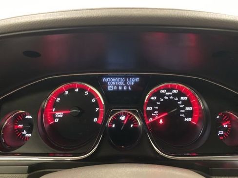 Used 2015 GMC Acadia SLT w/ Technology Package image 9