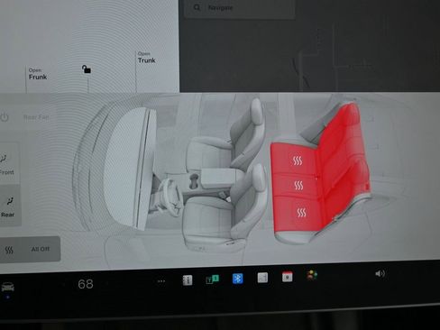 Used 2023 Tesla Model 3 Standard Range image 31