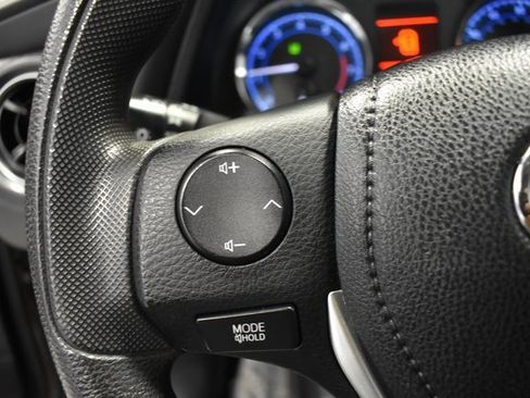 Used 2018 Toyota Corolla L image 22