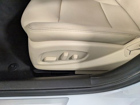 Used 2018 Cadillac ATS Luxury image 18