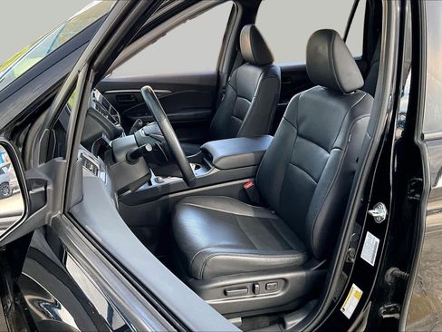 Used 2024 Honda Passport EX-L image 8