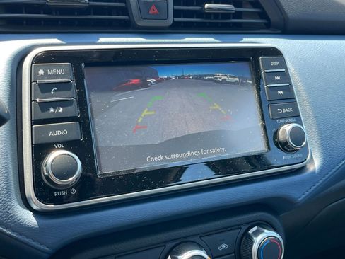 Used 2025 Nissan Versa SV FWD image 23
