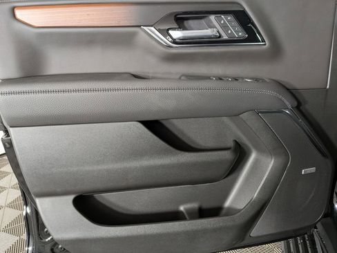 New 2026 GMC Yukon XL Denali w/ Sun & Power Step Package image 15