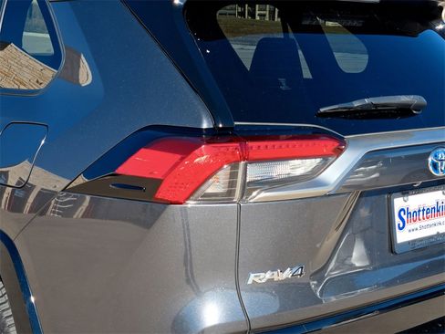 Used 2019 Toyota RAV4 XSE image 6