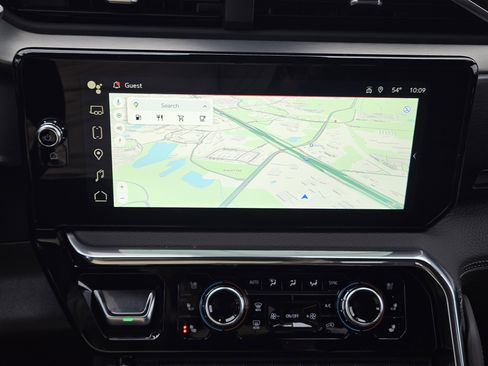 New 2026 GMC Sierra 3500 Denali w/ Denali Reserve Package image 12