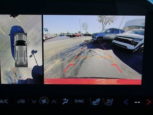 New 2026 Chevrolet Traverse High Country image 19