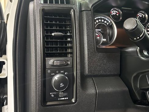 Used 2017 RAM 1500 Rebel w/ Luxury Group image 11