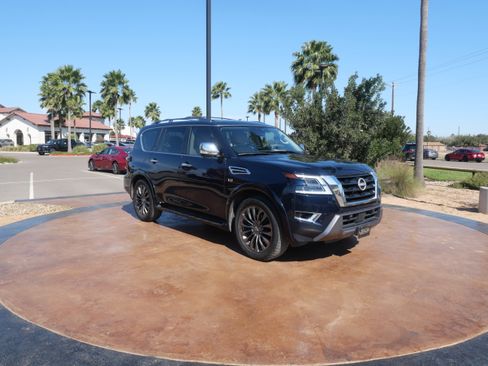 Used 2022 Nissan Armada Platinum w/ Captain's Chairs Package image 1