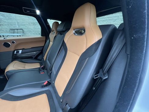 Certified 2022 Land Rover Range Rover Sport SVR image 30