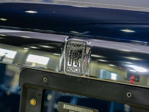 Used 2017 Rolls-Royce Wraith RWD image 76