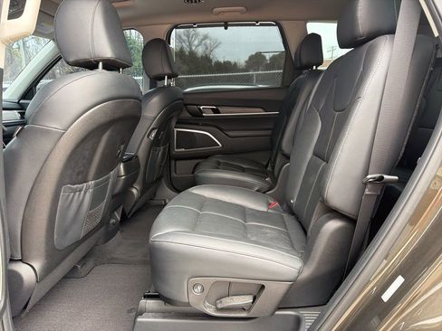 Used 2022 Kia Telluride EX w/ EX Premium Package image 27