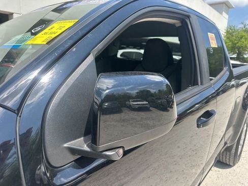 Used 2022 Chevrolet Colorado LT w/ Fleet Safety Package image 9