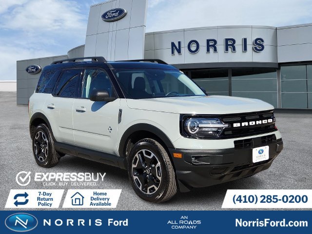Certified 2024 Ford Bronco Sport Outer Banks w/ Tech Package AWD/4WD image 1