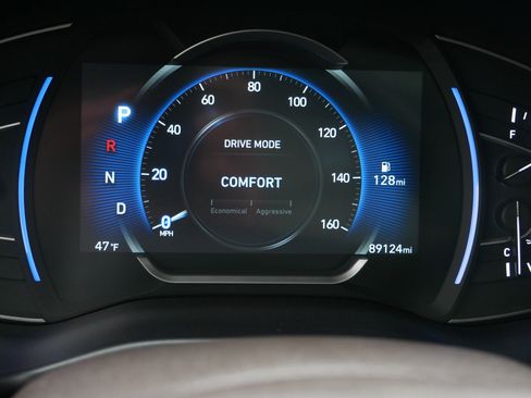Used 2019 Hyundai Santa Fe FWD image 35