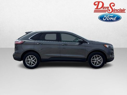 Used 2024 Ford Edge SEL w/ Convenience Package AWD/4WD image 5
