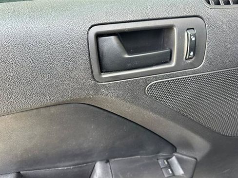 Used 2012 Ford Mustang Coupe RWD image 10