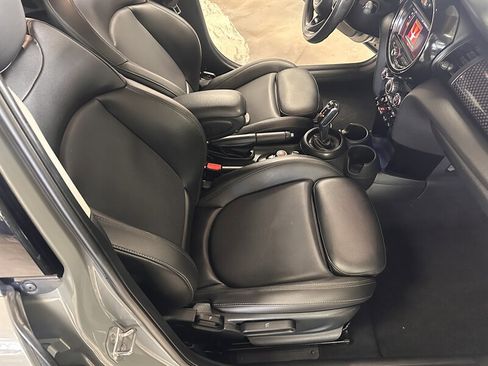 Used 2020 MINI Cooper S image 21