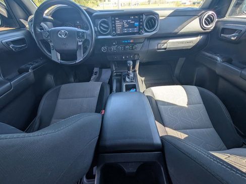Used 2021 Toyota Tacoma TRD Off-Road image 25