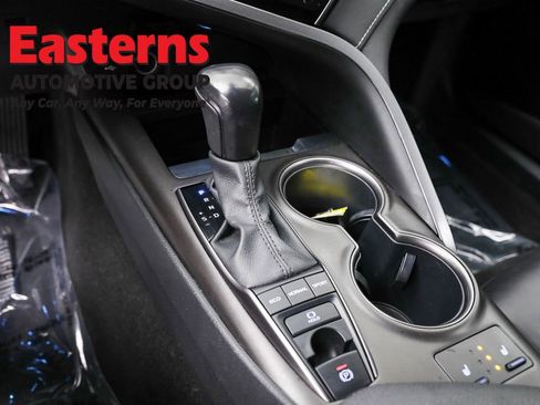 Used 2023 Toyota Camry XSE FWD image 13