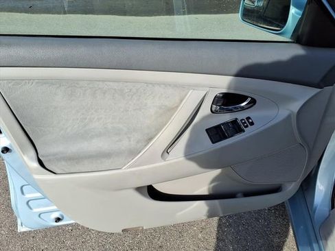 Used 2007 Toyota Camry LE image 11