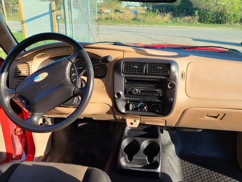 Used 2003 Ford Ranger XL image 14